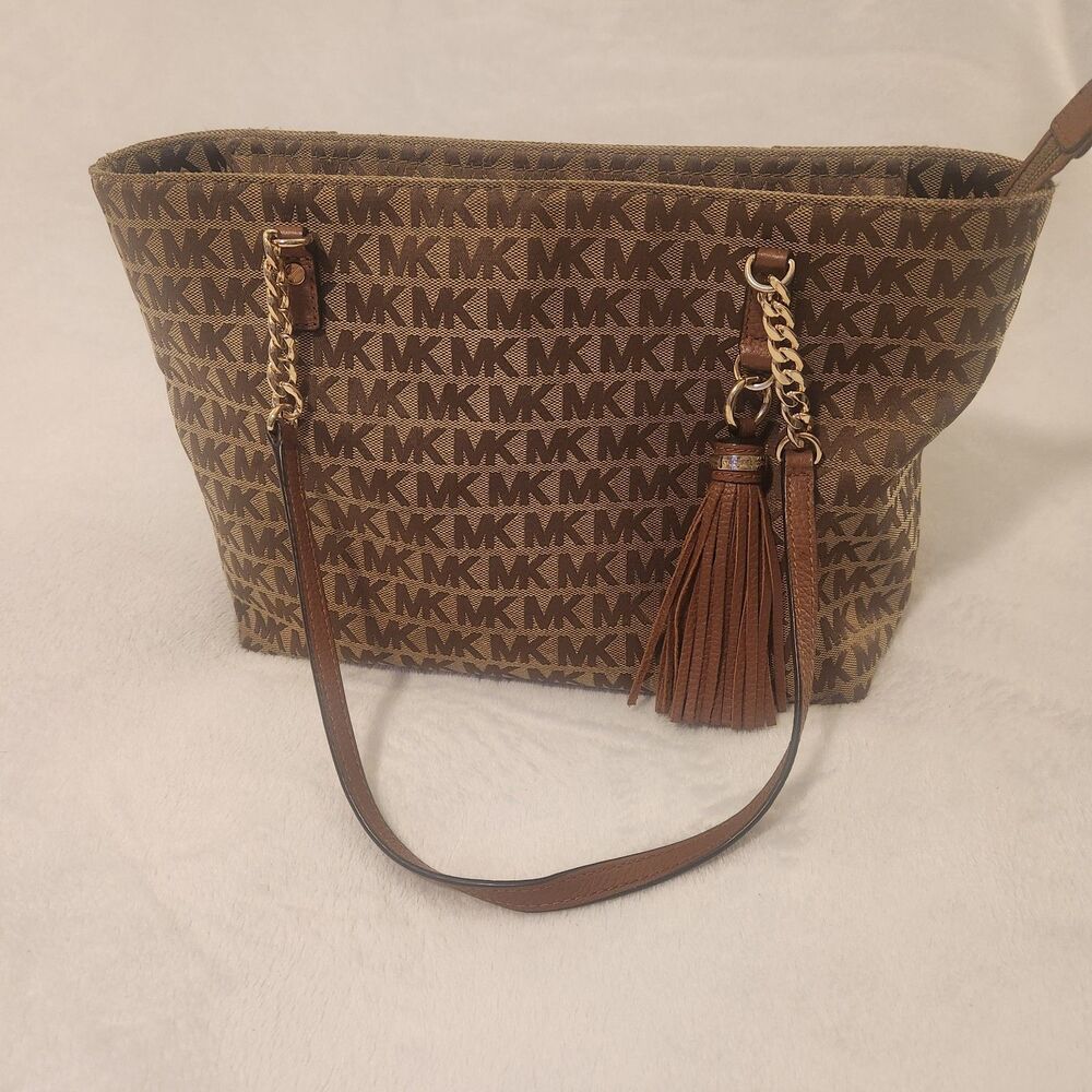 Michael Kors Jet Set East West (EW) Tassel Chain Tote Brown Tan Colorway